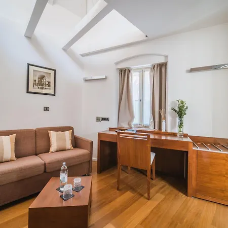 Hotell Vestibul Palace & - Small Luxury Of The World 4*