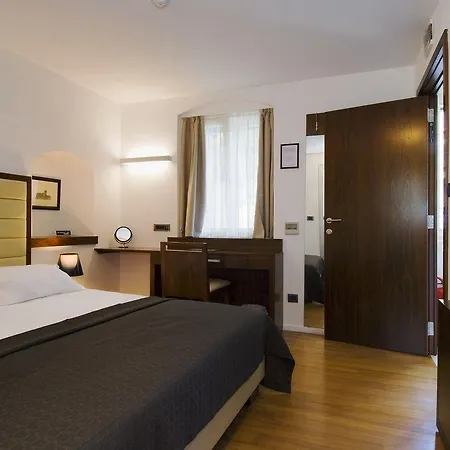 Vestibul Palace & - Small Luxury Of The World Split