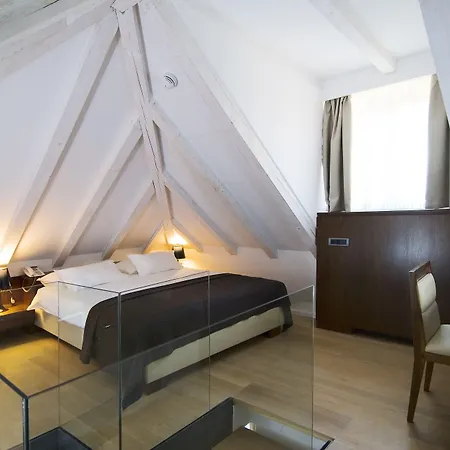 Vestibul Palace & - Small Luxury Of The World Hotell