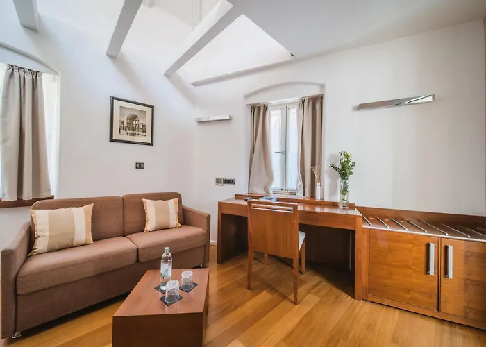 Ξενοδοχείο Vestibul Palace & - Small Luxury Of The World 4*